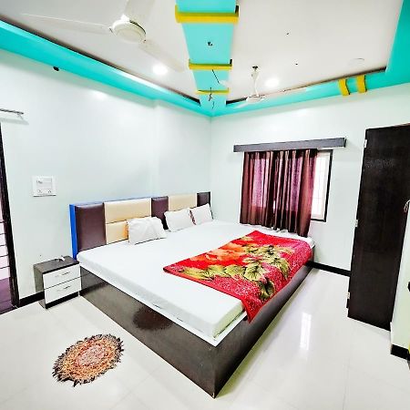 Hotel Ramghat View اوجاين المظهر الخارجي الصورة
